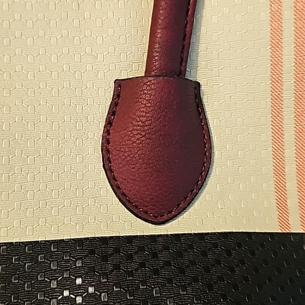 Handbag - Picture 4 of 16